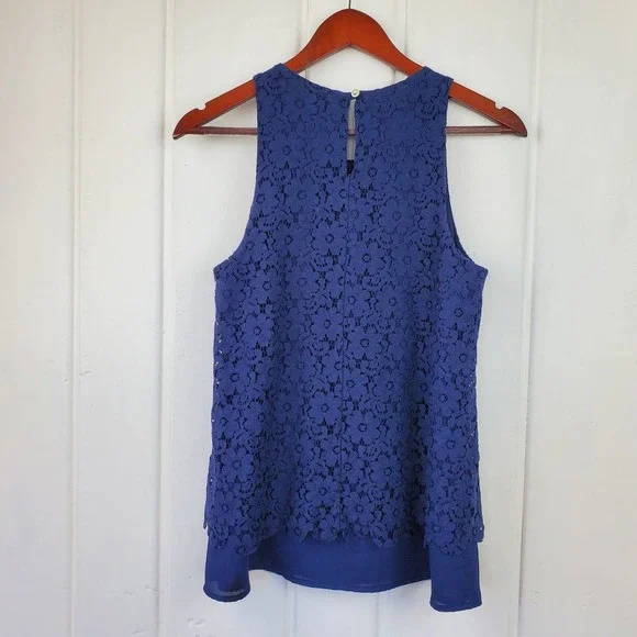 Alya  Navy Blue Floral  Lace Flowy Sleeveless Lined Top Womens Size Small - Picture 7 of 10